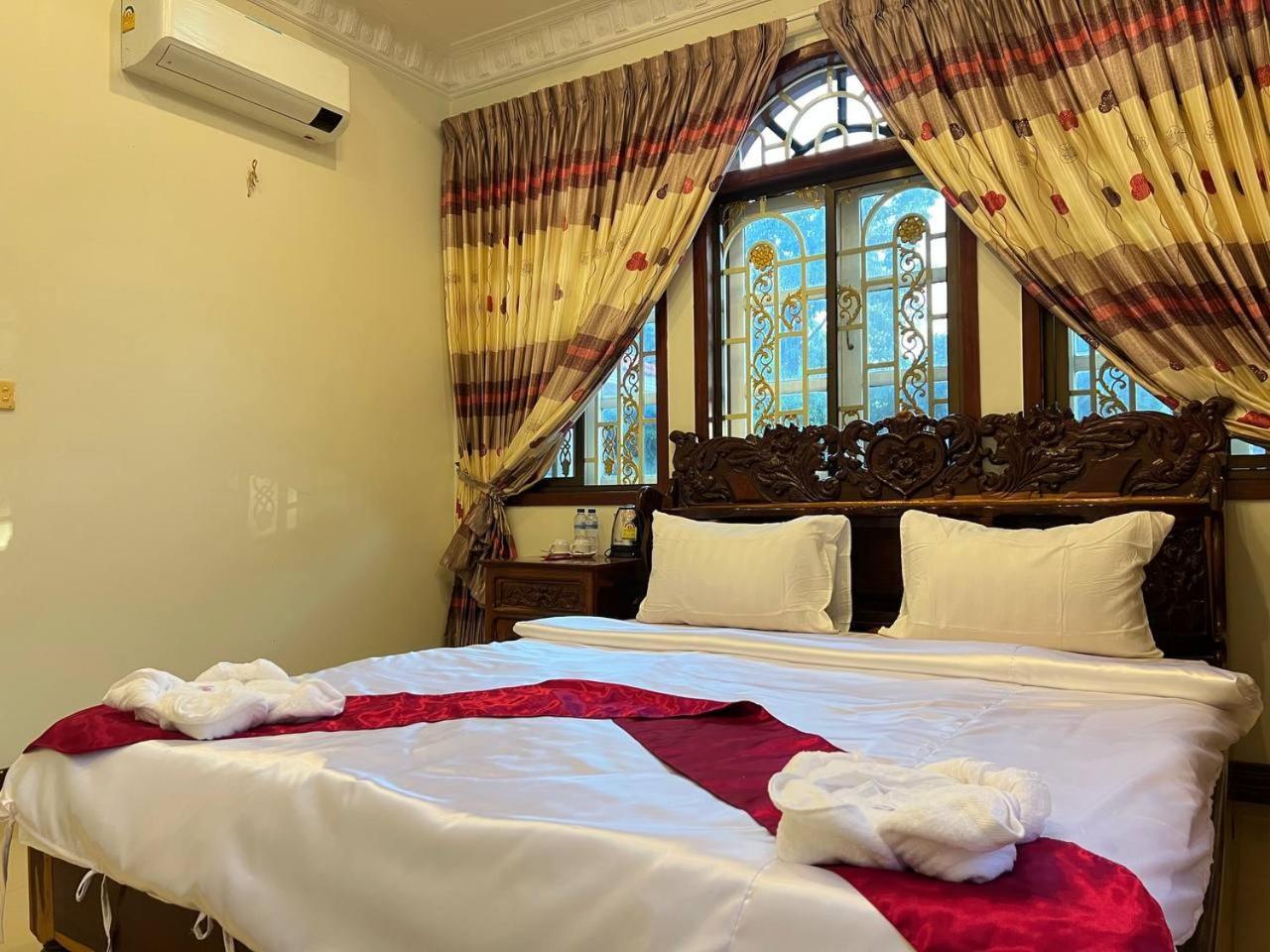 Lotus Blanc Homestay Villa Battambang Habitación foto